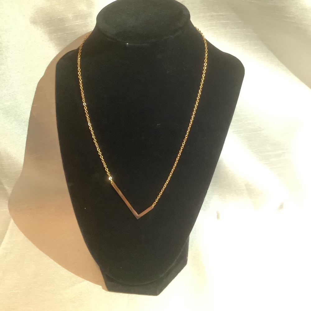 Gold Toned L necklace